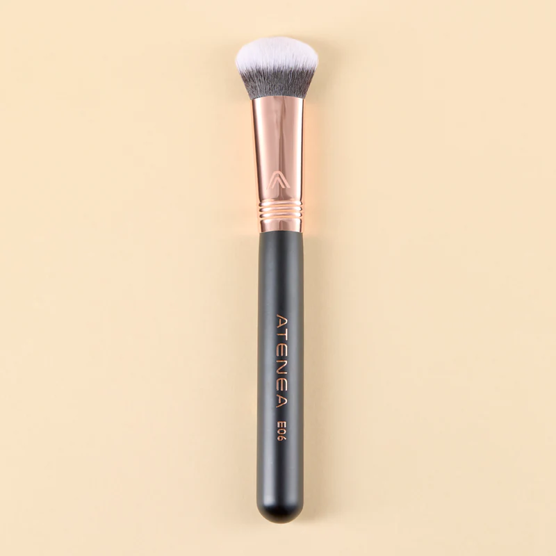 Brocha Para Corrector Atenea Black Gold E06